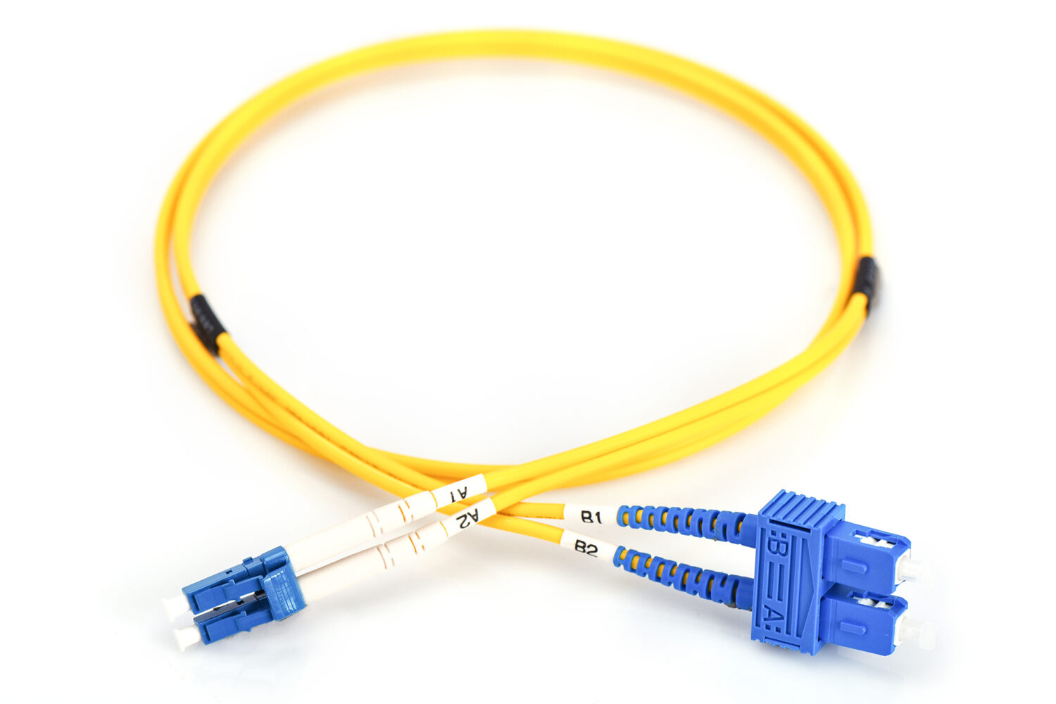 Digitus | Patch Cord | DK-2932-01 | Cable diameter 3 mm; Cable type: I-VH 2E9/125µ; Fiber diameter: 09/125µ; Connector 1/2: LC/SM