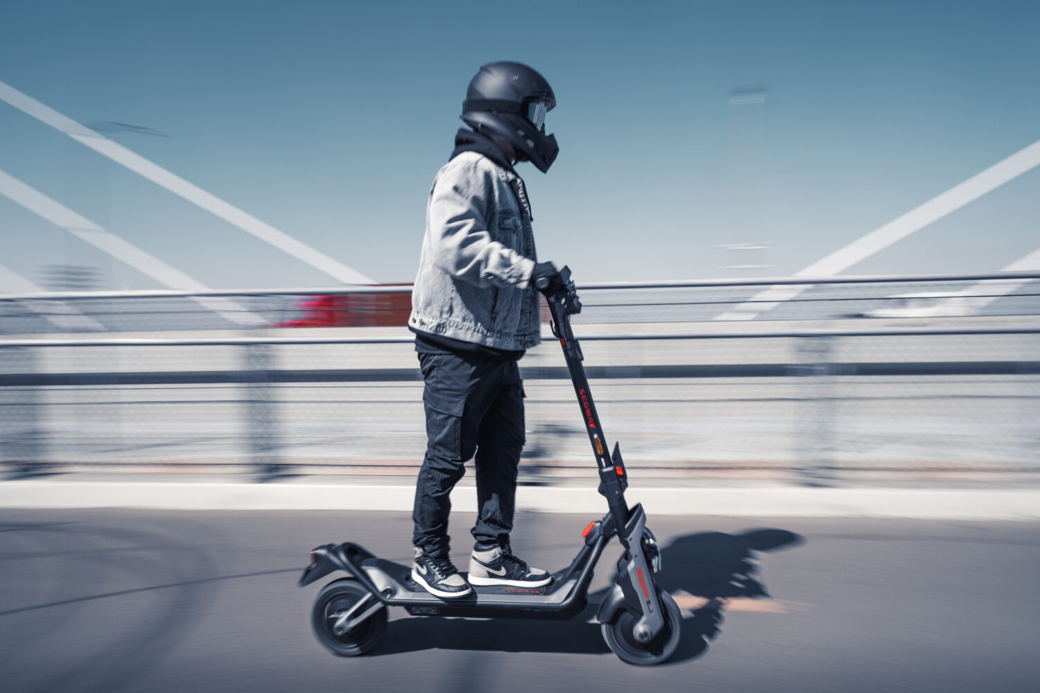 Segway | Superscooter GT3 E | Electric Scooter | Max 2400 W | Up to 25 km/h | 11 " | Black and Grey